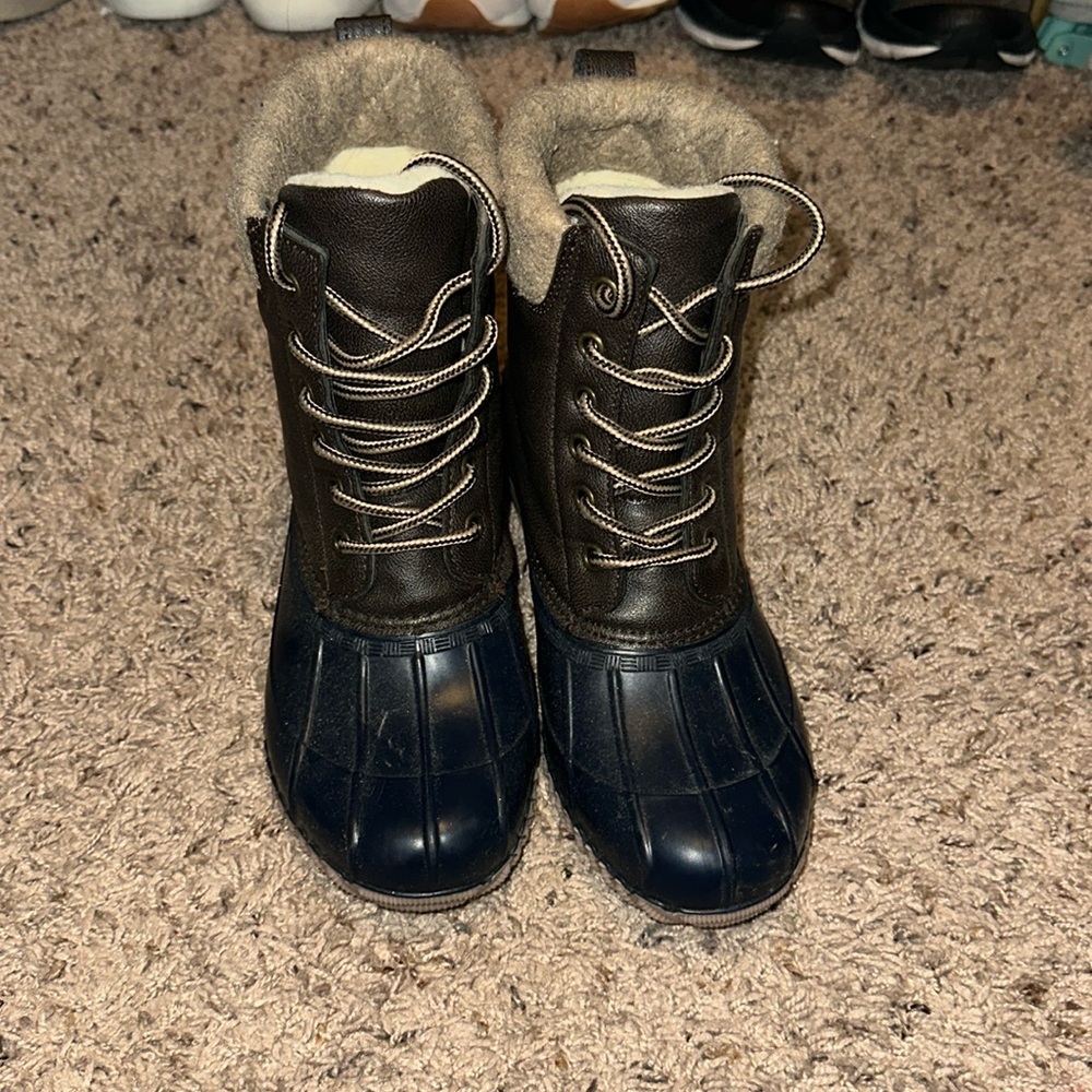 Winter boots